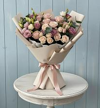 Букет цветов из:  Розы и Лизиантусы в Касимове