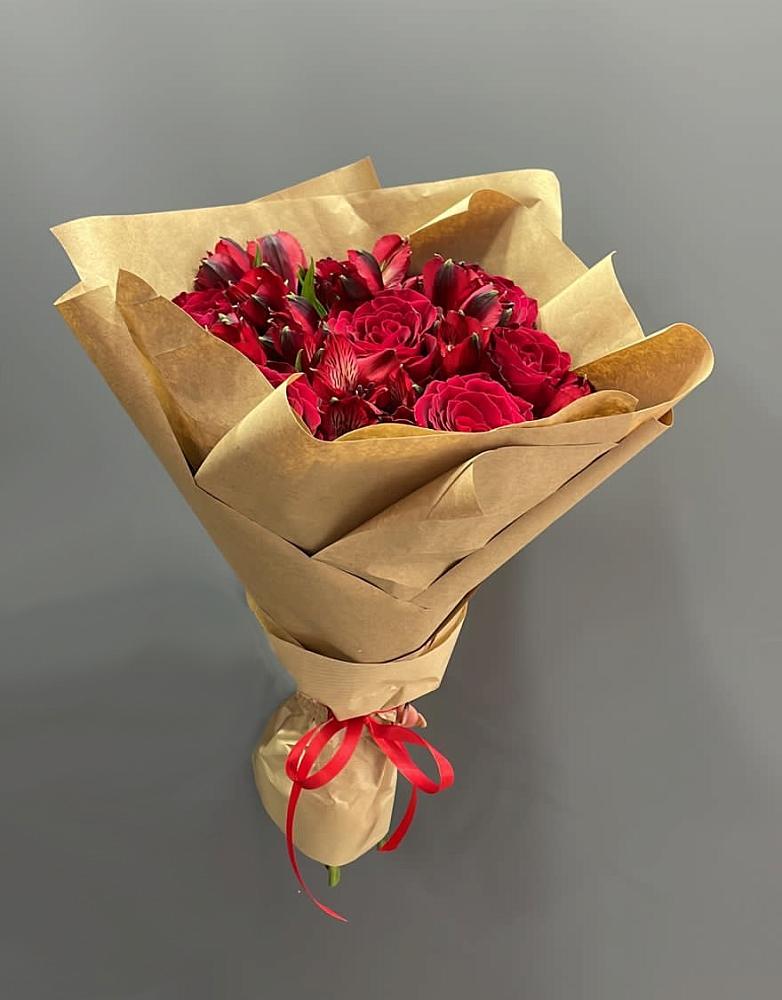 Букет цветов из: Альстромерии и Розы в Касимове