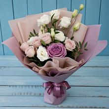 Букет Легкое дыхание в Касимове Букет цветов из:  Розы и Лизиантусы в Касимове