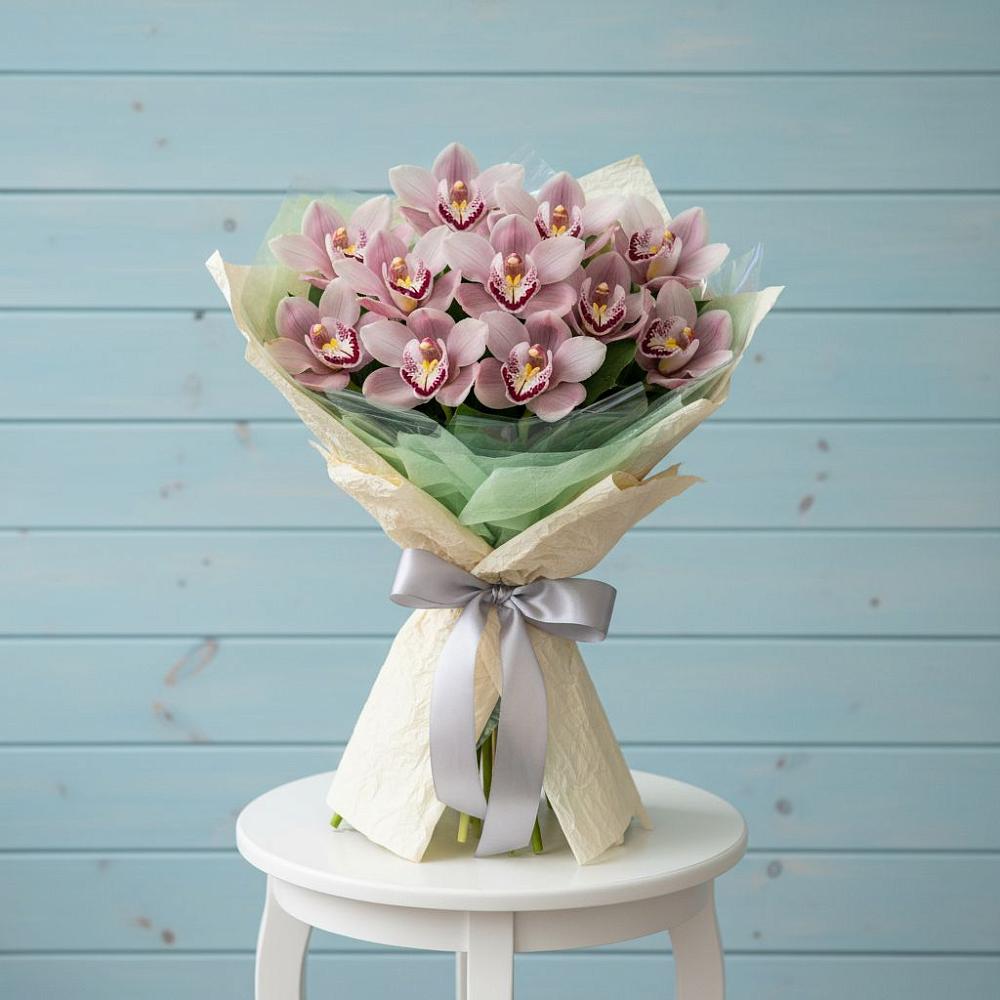 Букет 11 орхидей в Касимове Букет цветов из: Орхидеи и Розы в Касимове