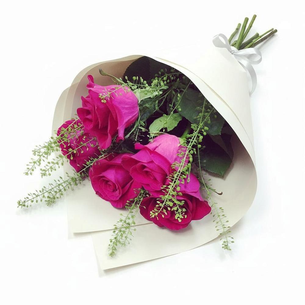 Букет ярко-розовый в Касимове Букет цветов из: Розы в Касимове