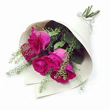 Букет ярко-розовый в Касимове Букет цветов из:  Розы в Касимове