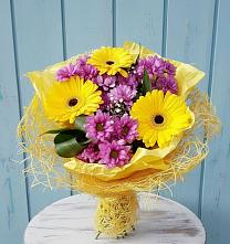 Букет одинокая звезда в Касимове Букет цветов из:  Хризантемы и Герберы в Касимове