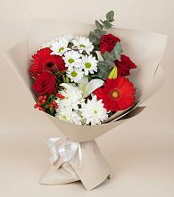 Букет поцелуй лета в Касимове Букет цветов из:  Розы, Хризантемы, Герберы и Лилии в Касимове