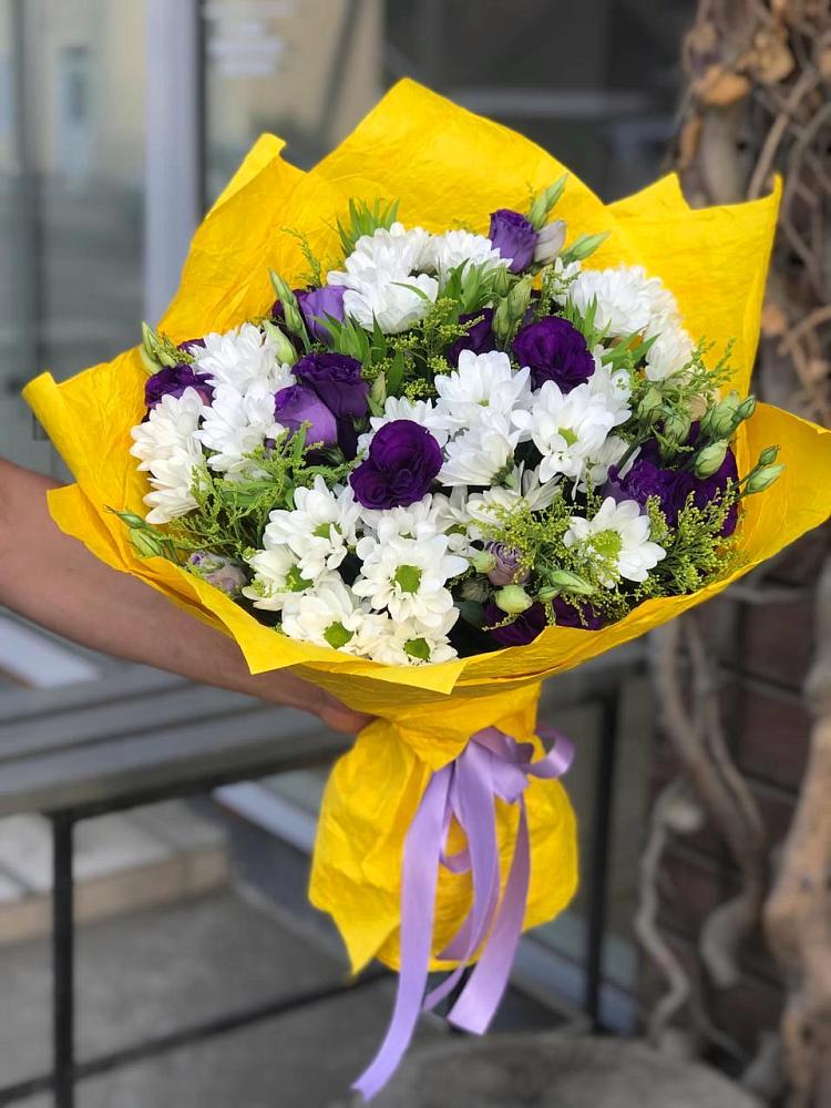 Букет цветов из: Ирисы, Хризантемы и Ромашки в Касимове