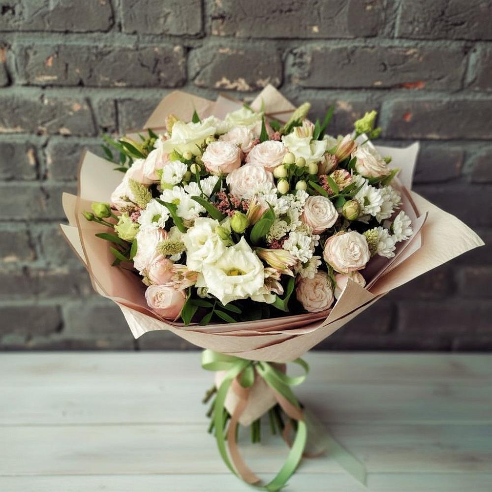 Букет нежное ассорти в Касимове Букет цветов из: Альстромерии, Розы и Хризантемы в Касимове